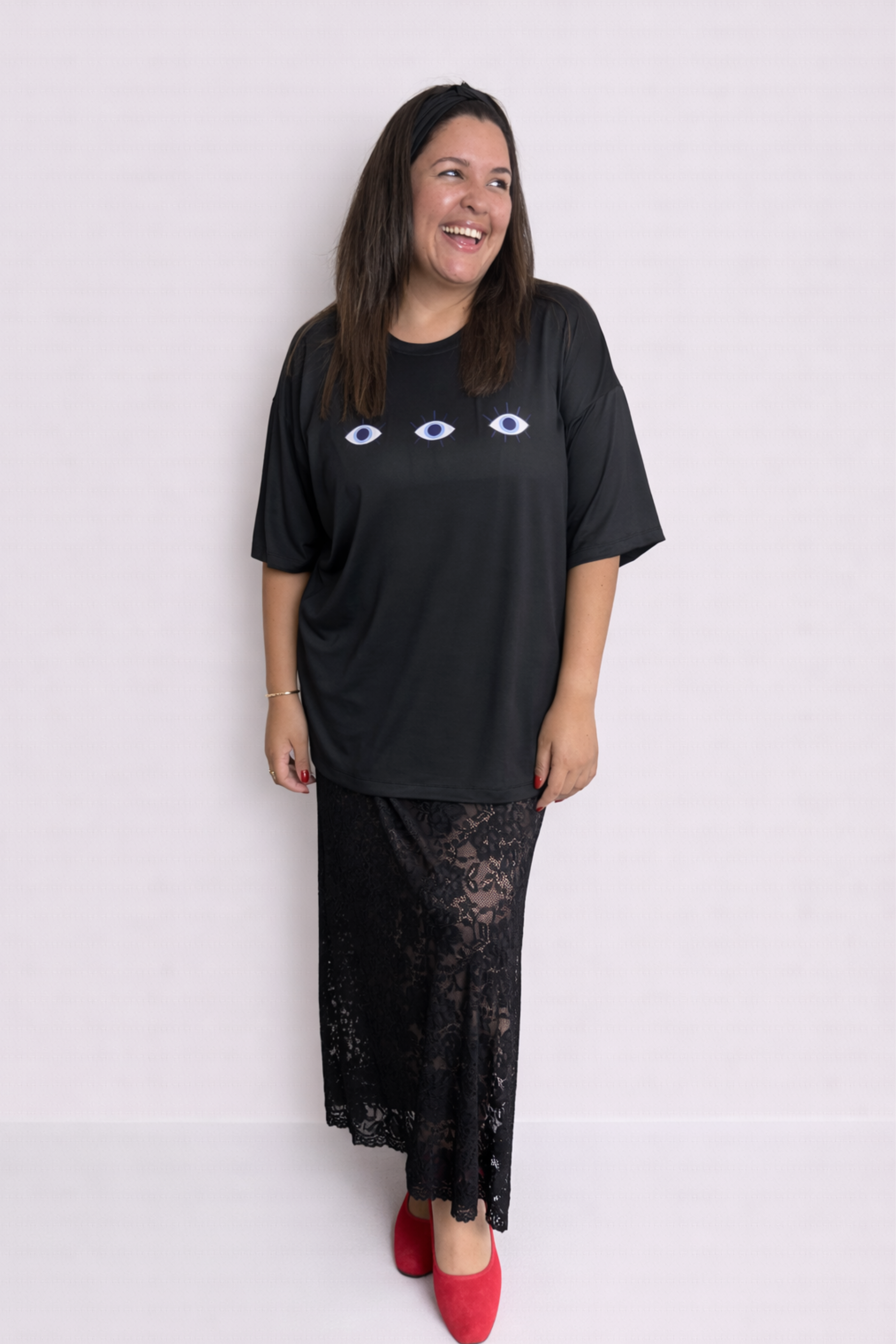 BÁSICO OVERSIZE: OJOS TURCOS