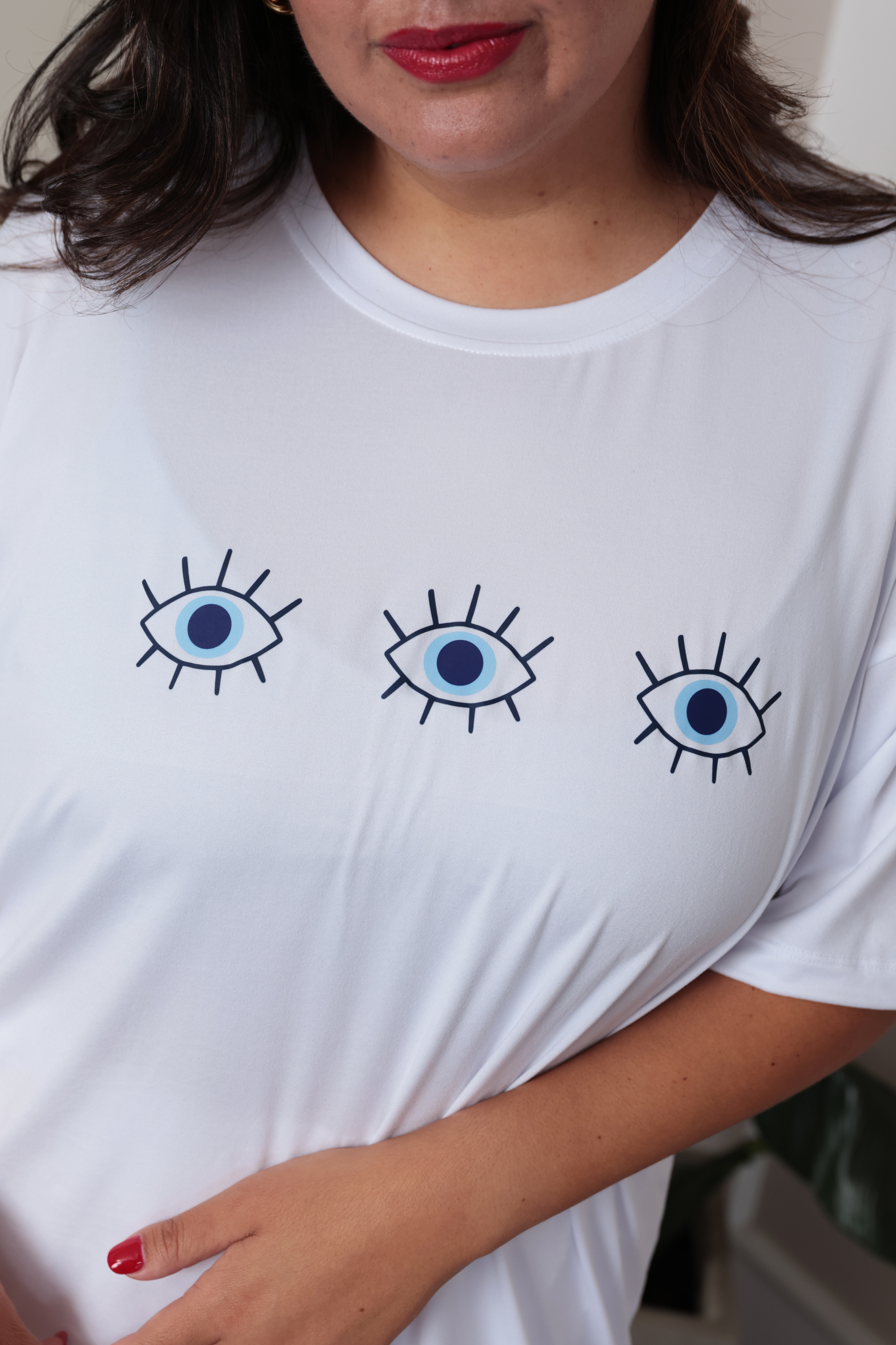 BÁSICO OVERSIZE: OJOS TURCOS