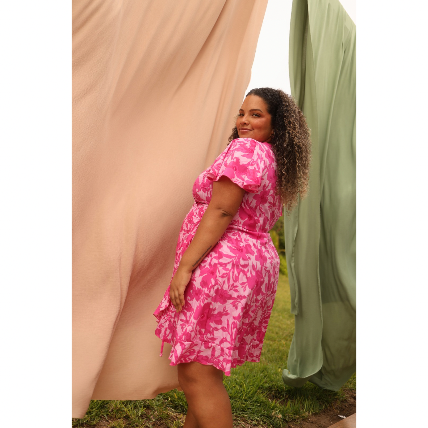 VESTIDO ENVOLVENTE TIKA