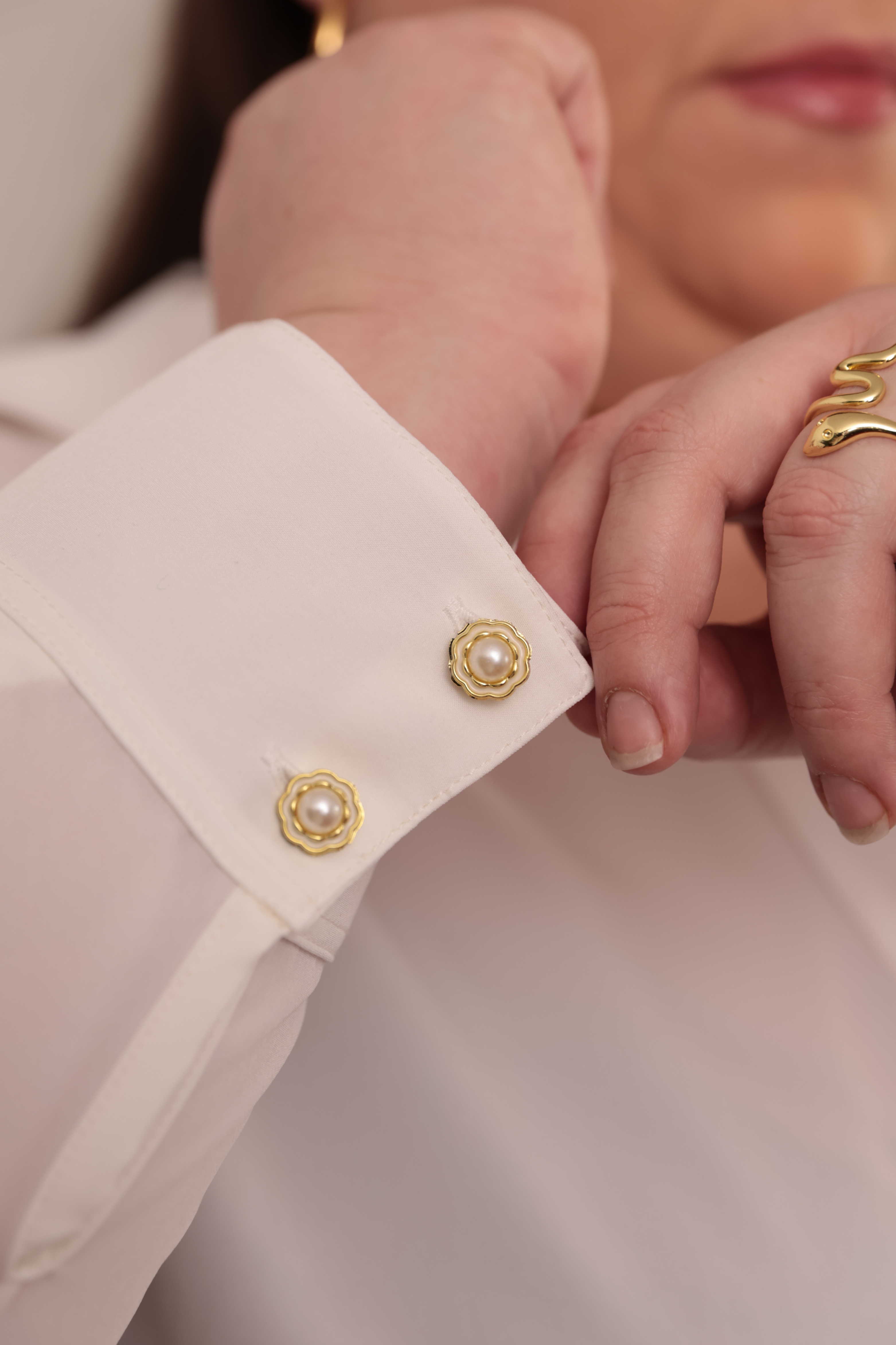 BLUSA OVERSIZE PERLA