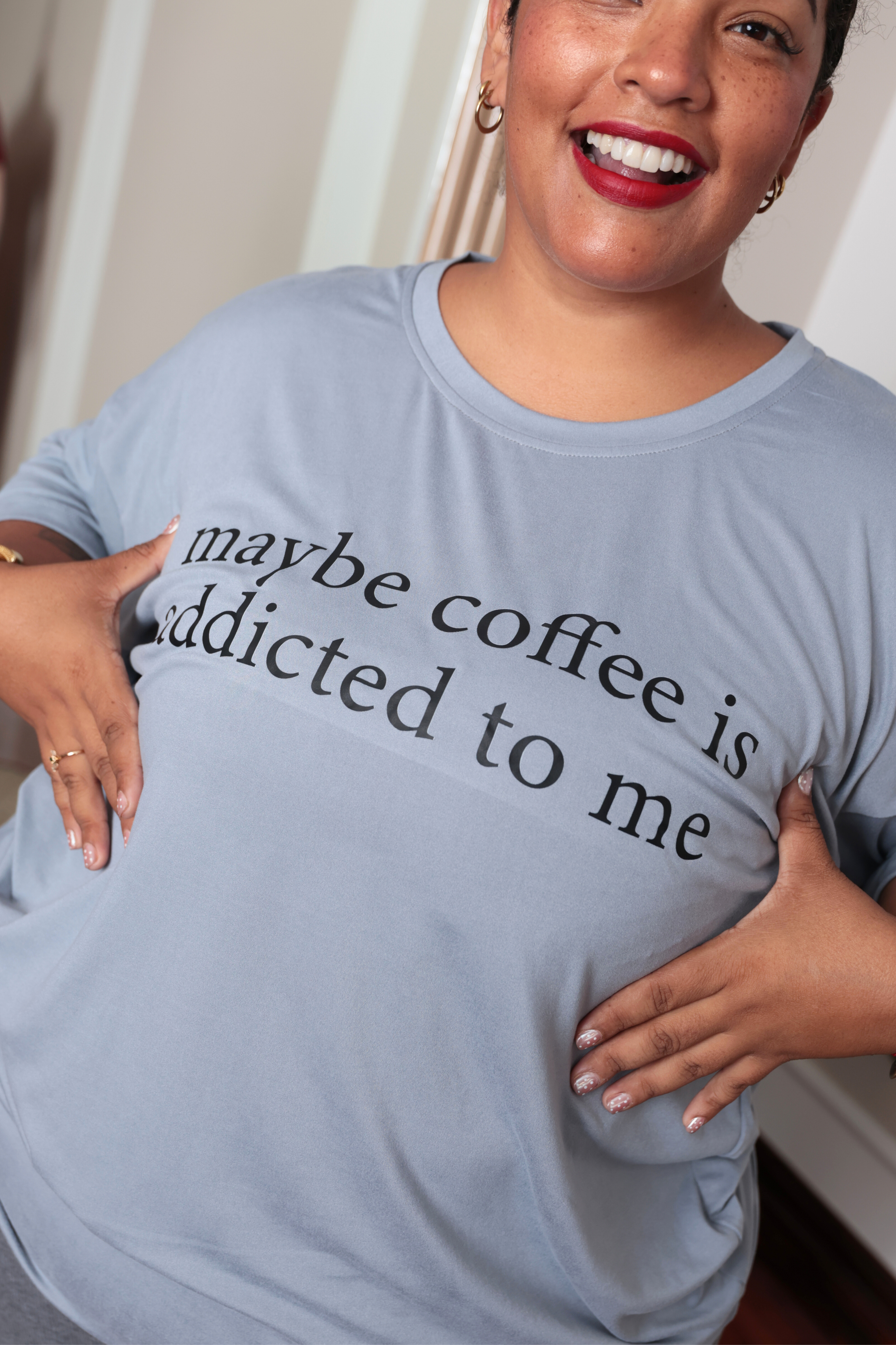 BÁSICO OVERSIZE: MAYBE COFFEE IS ADDICTED TO ME