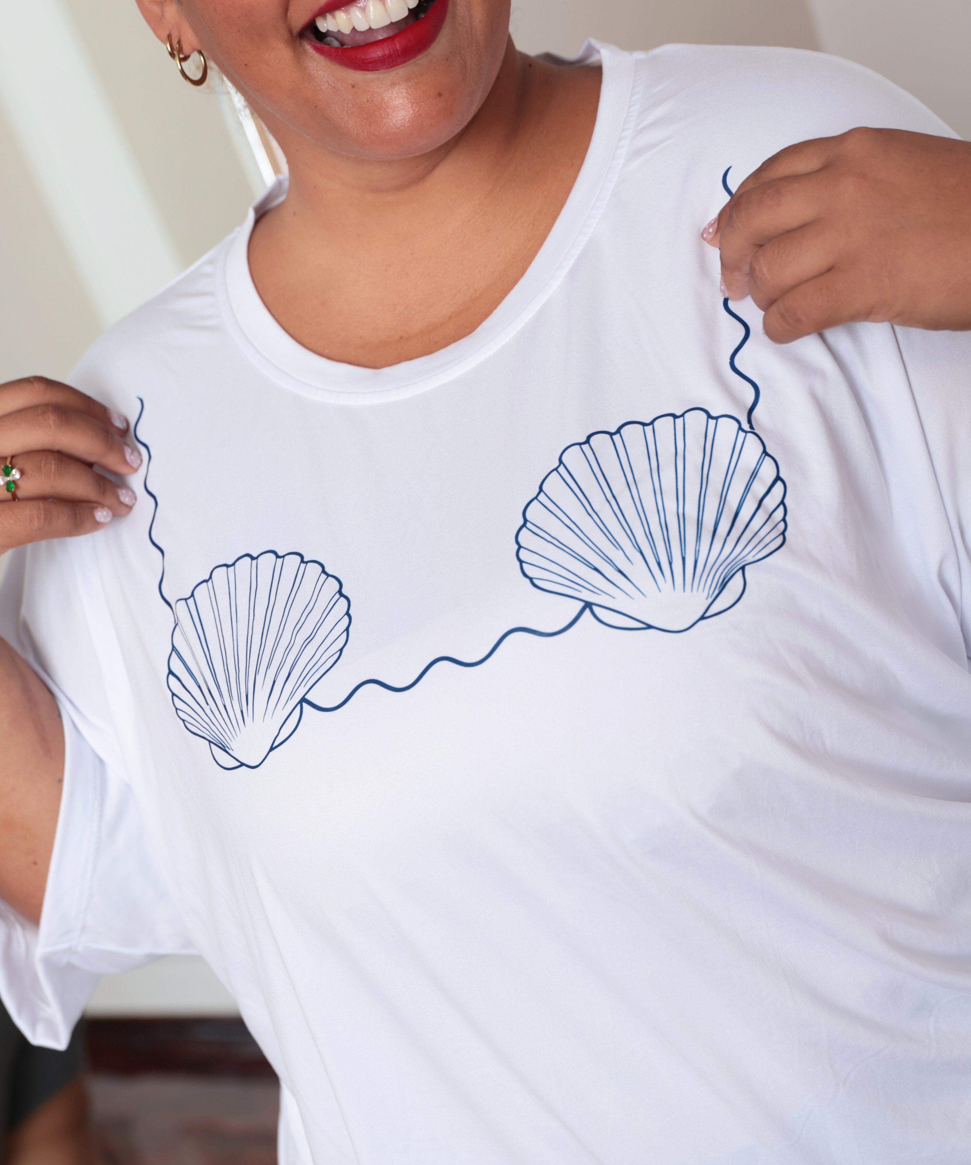 BÁSICO OVERSIZE: CONCHAS