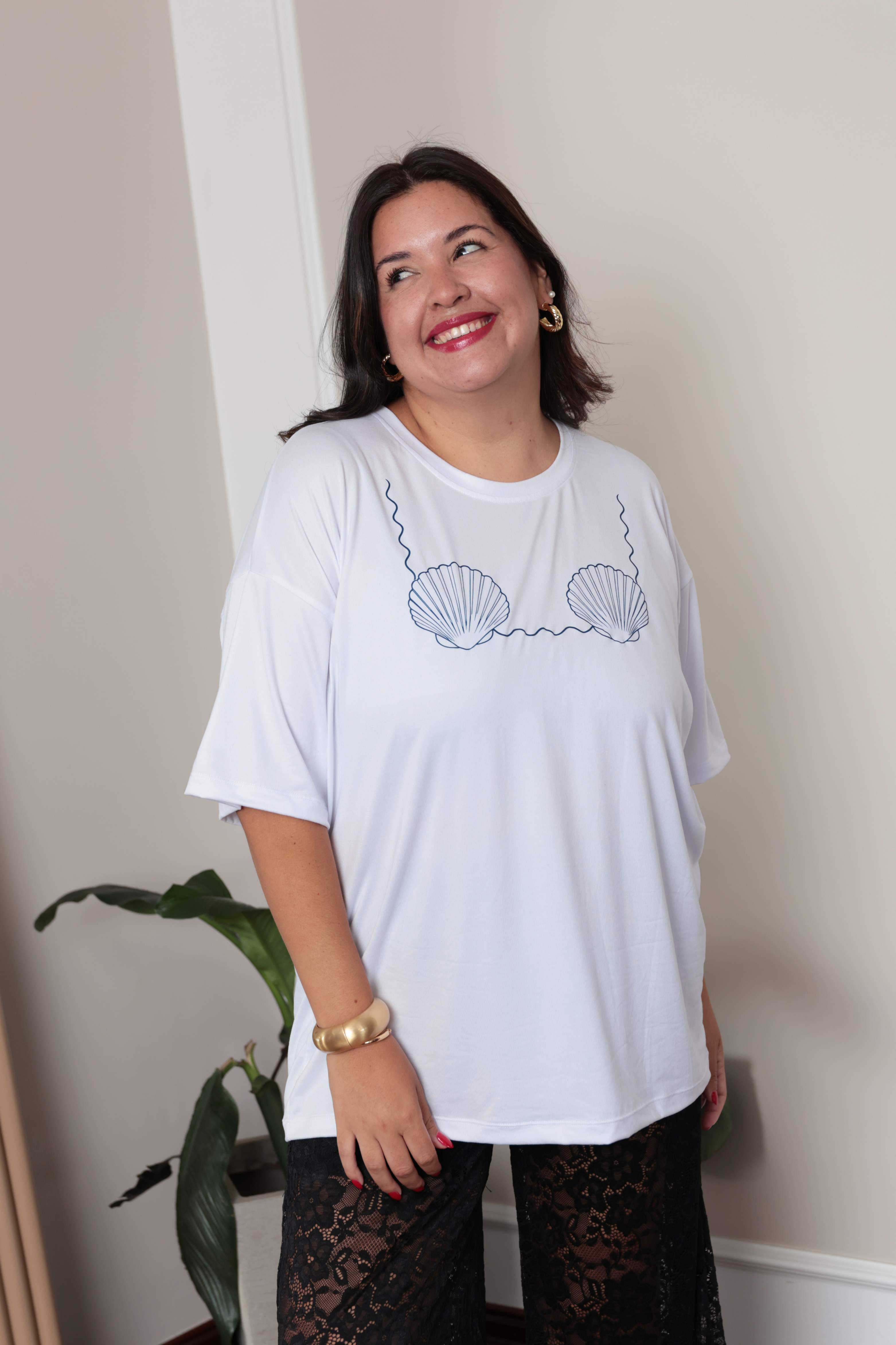 BÁSICO OVERSIZE: CONCHAS