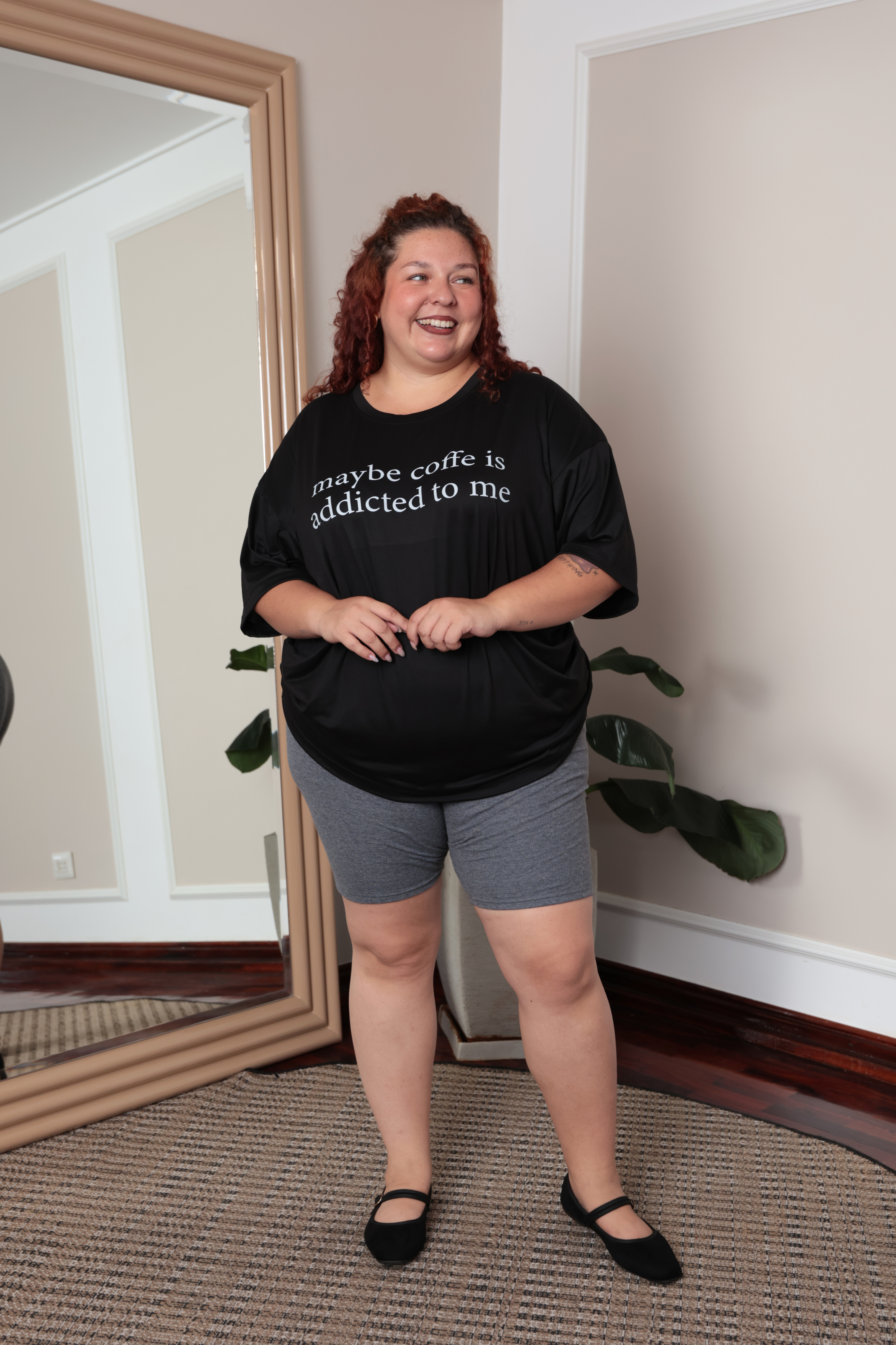 BÁSICO OVERSIZE: MAYBE COFFEE IS ADDICTED TO ME