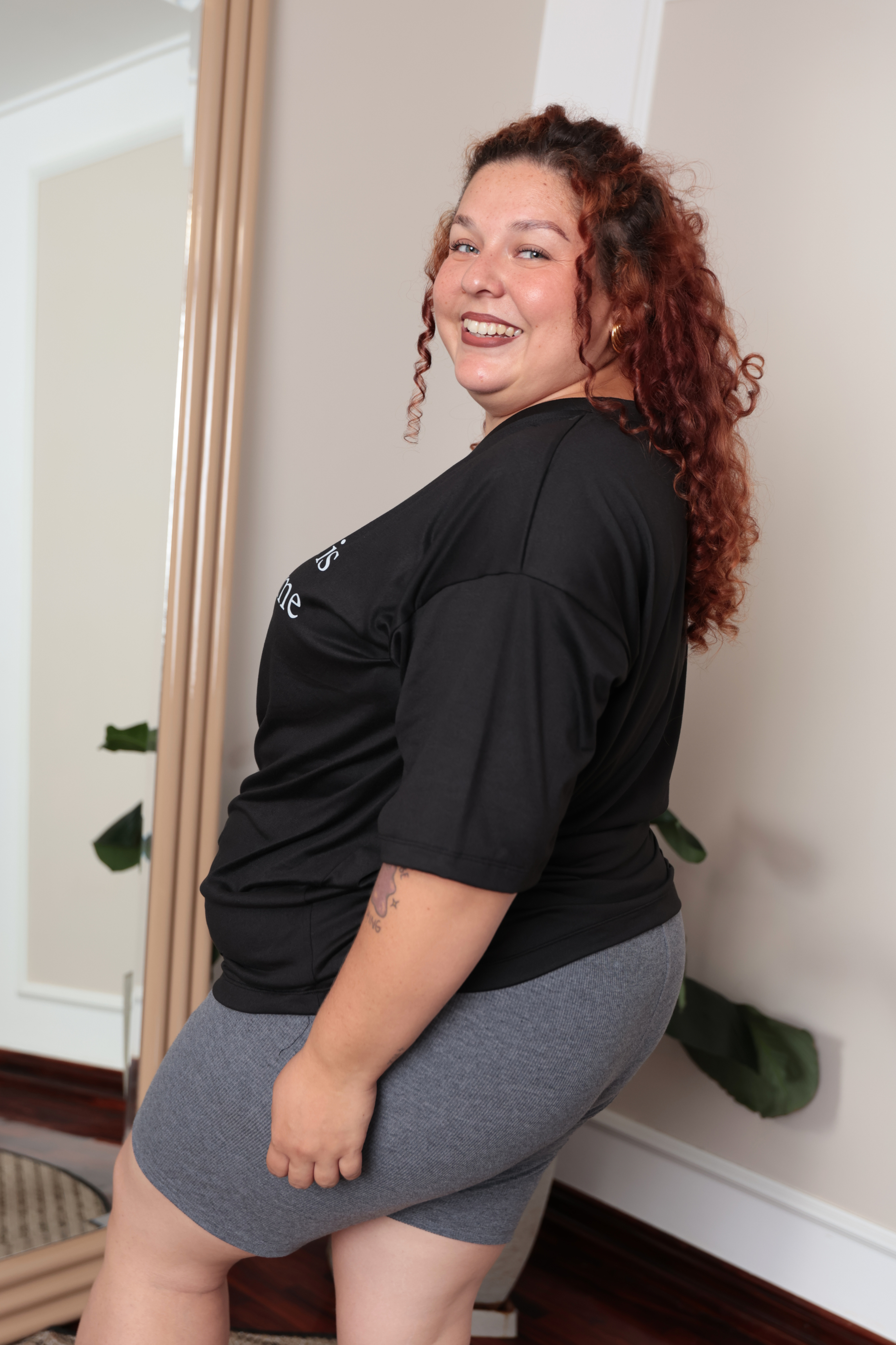 BÁSICO OVERSIZE: MAYBE COFFEE IS ADDICTED TO ME