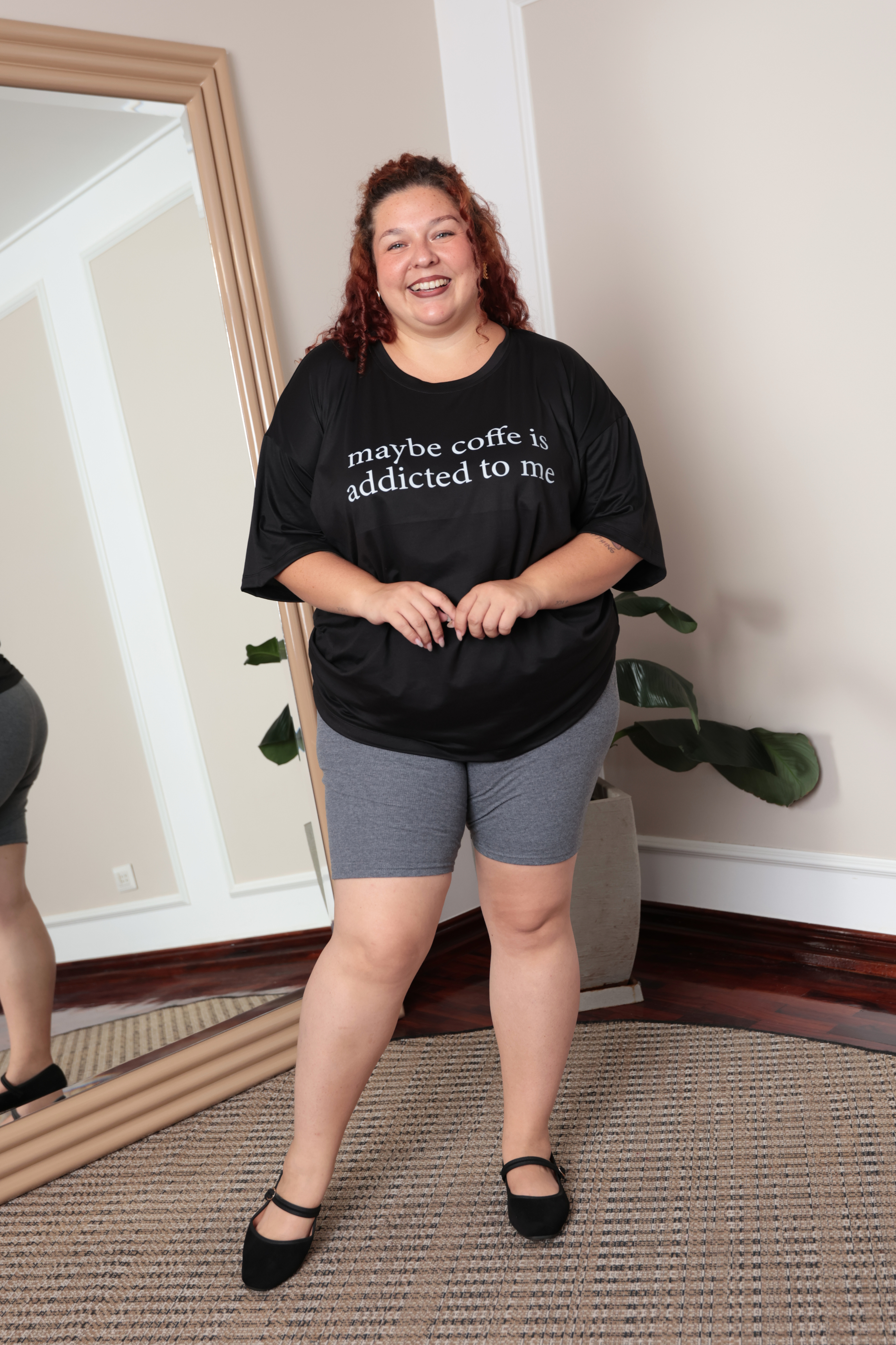 BÁSICO OVERSIZE: MAYBE COFFEE IS ADDICTED TO ME